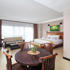 Grand Santhi Hotel